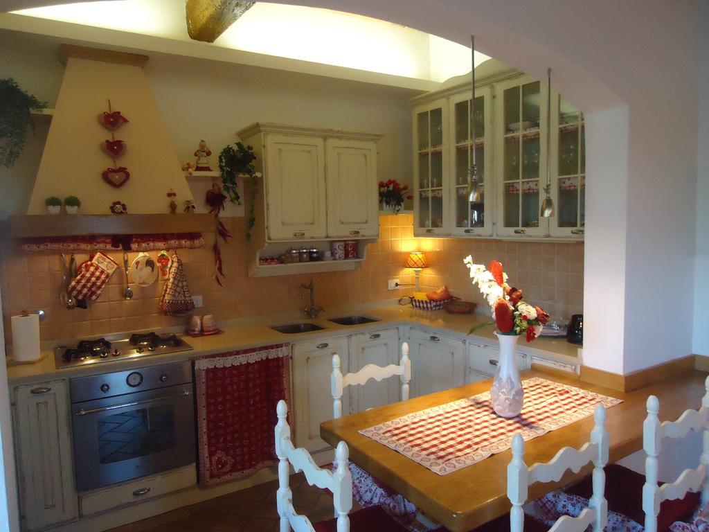 Suite "La Badia" Scandicci Room photo